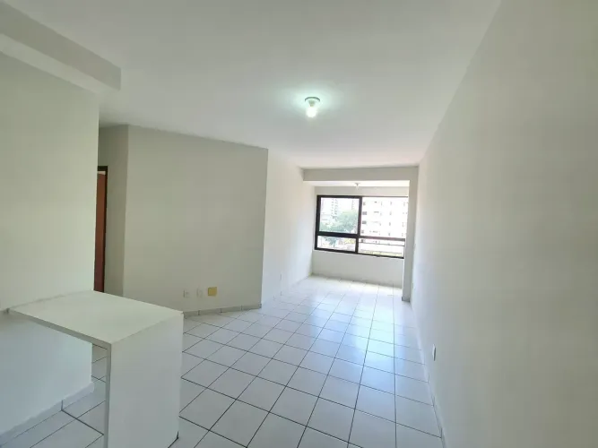 Aluga ótimo apartamento em Tirol