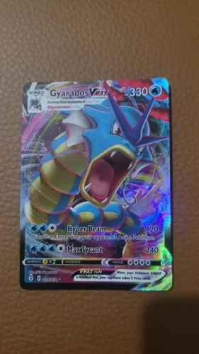 POKEMON GYARADOS VMAX 029/203 INGLÊS