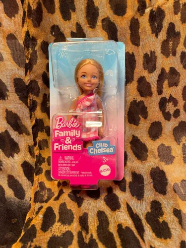 Boneca Chelsea irmã da barbie