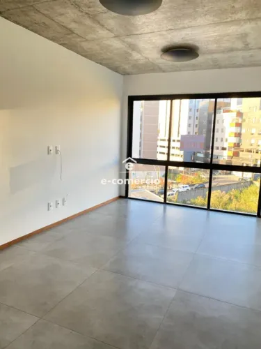 Apartamento, com móveis planejados em todo apartamento, para aluguel. Próximo às principai