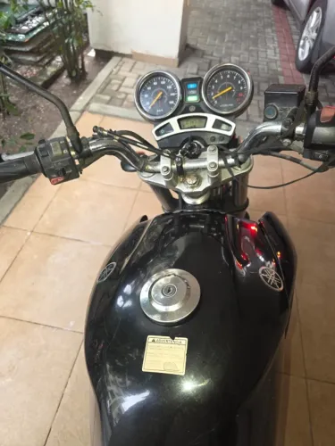 Vendo Yamaha Fazer 2008, com apenas 14.700 km rodados.