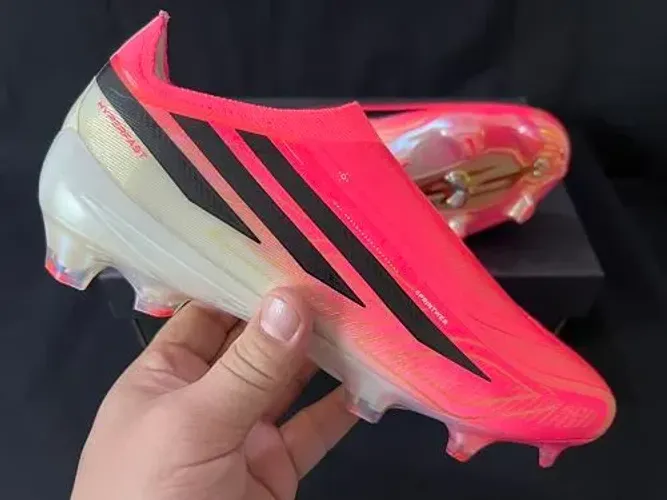 Chuteira Adidas F50 Copa 2026