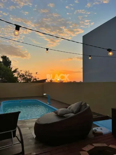 Casa para veraneio a 1 quadra da praia tem 140 metros quadrados com 2 quartos