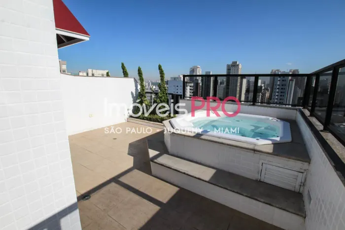 Cobertura duplex de 93m² com vista livre e 1 vaga.