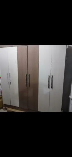 Armario guarda roupa 6 portas