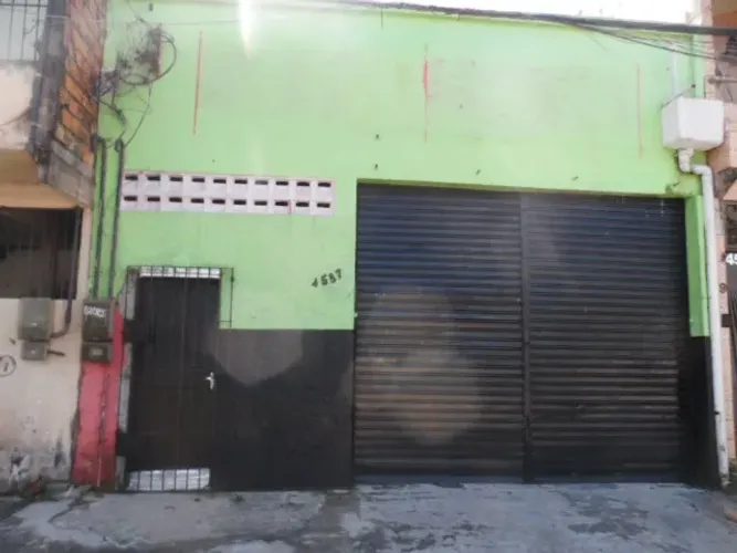 Prédio comercial na Av Senador Lemos próximo Parque da Cidade, Sacramenta