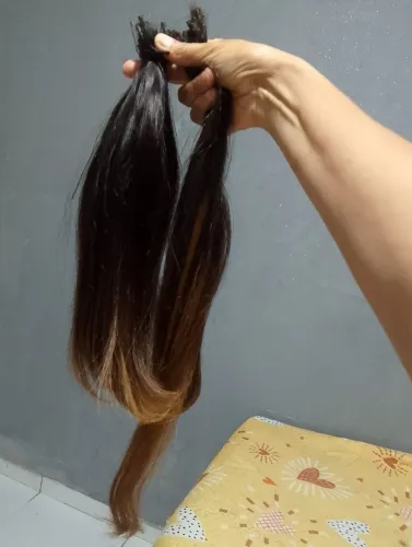 Vende se esse cabelo humano