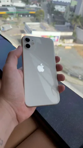 Vendo iPhone 11 128Gb Branco