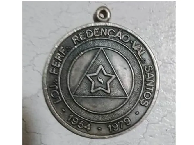 Medalha Maçônica Antiga Loja Perfeita Redenção Santos 1979