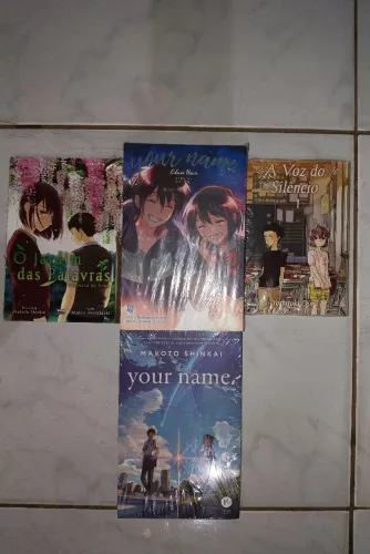 Livros Your Name, A Voz do silêncio e O jardim das Palavras 