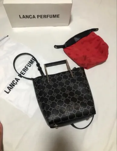Bolsa couro Lança perfume 