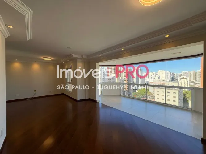 Apartamento moderno a venda em Moema Passaros com 143m2, 3 suites e 4 vagas em andar alto 