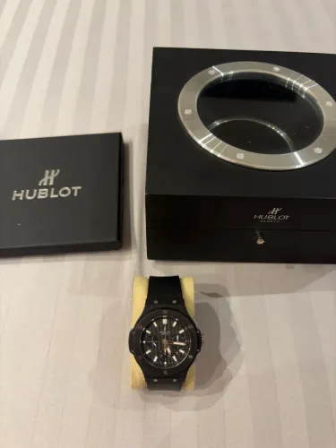 Hublot big bang black magic