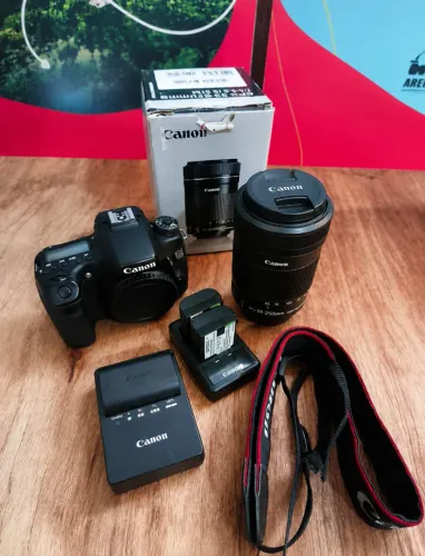 CAMERA CANON 70D + LENTE 55-250MM