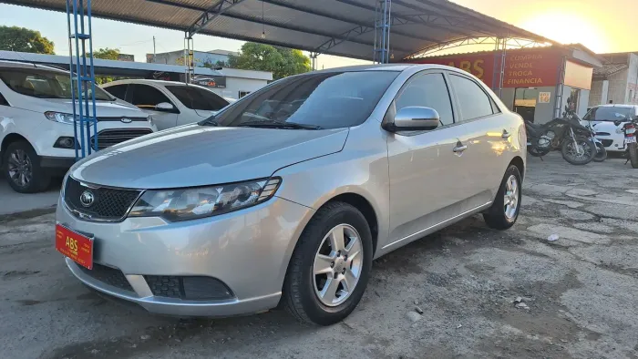 Kia Motors Cerato 1.6 16V Mec. 2012