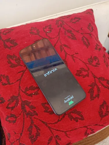 Celular infinix hot 50 sem sair som
