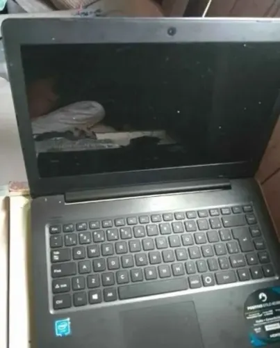 Notebook positivo funcionando perfeitamente promoção 300