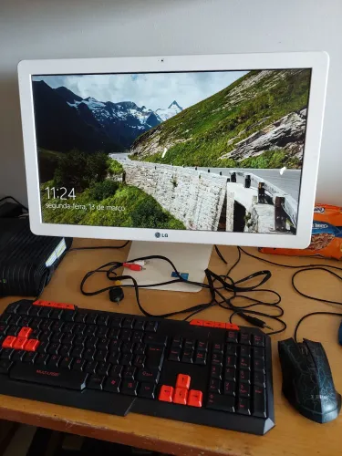 Computador all in one LG ( não liga . ).