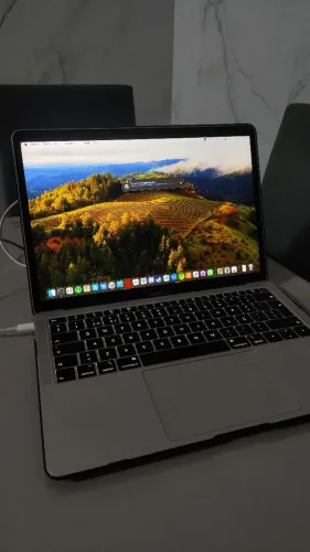 MacBook Air