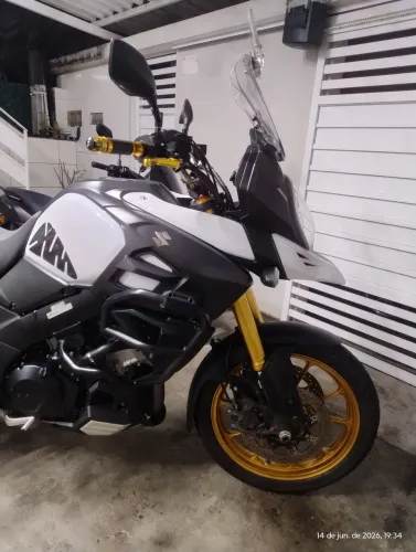 V strom 1000