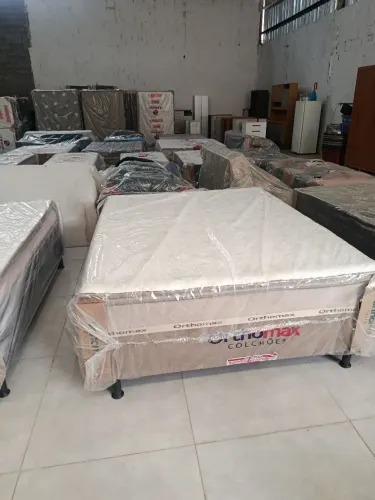Cama box queen grande tamanho especial