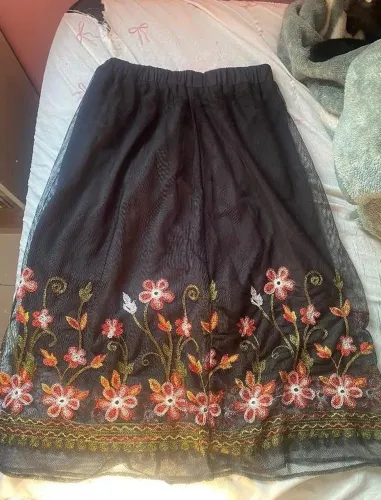 Saia florida feminina
