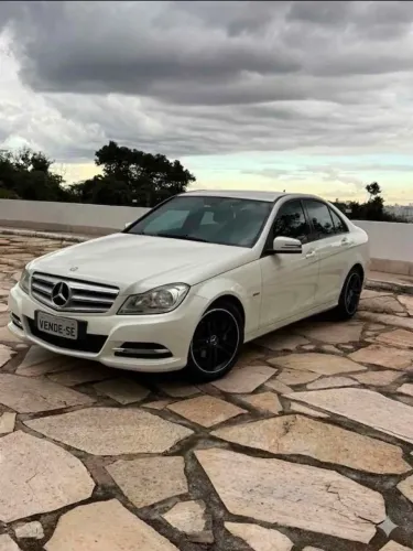 Mercedes-Benz C-180 CGI Classic 1.8 16V 156cv Aut. 2012