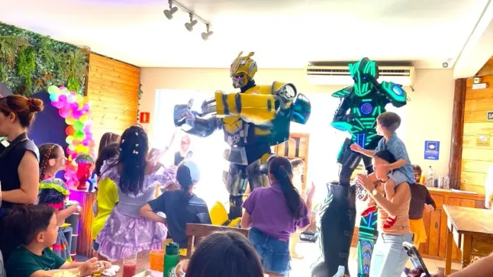Bumblebee personagem vivo Robô Led animação Eventos Festas