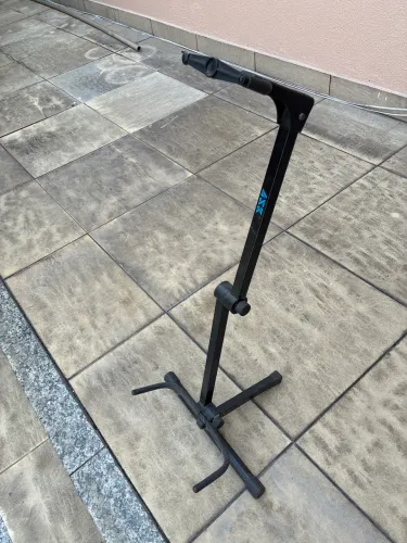 Suporte para Violão, Guitarra, Contrabaixo?