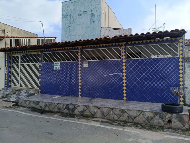ALUGA CASA NO COHATRAC 2