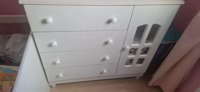 Cômoda infantil + aparador porta fralda
