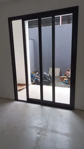 Manutenção instalação box banheiro