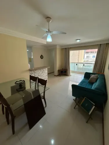 Imóvel para aluguel possui 80 metros quadrados com 2 quartos em Praia da Costa - Vila Velh