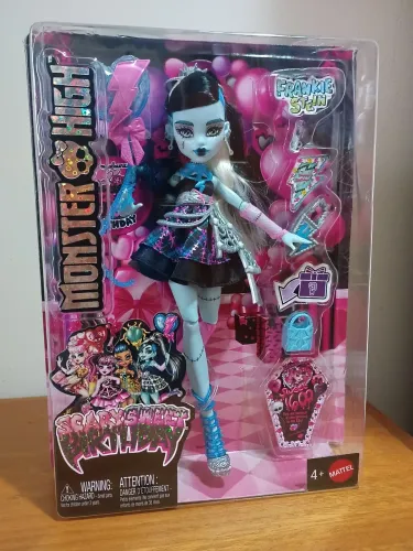 Boneca Monster High Frankie Scary Sweet Lacrada