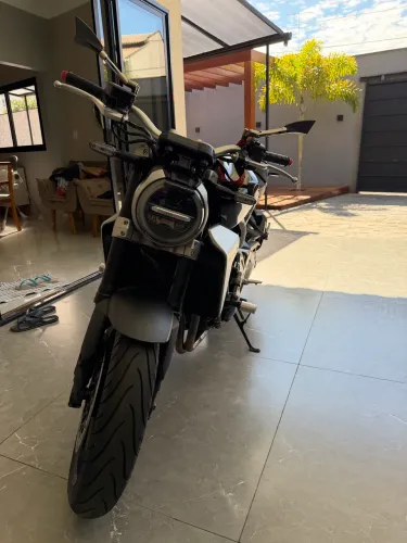 CB 1000 2019 Racing Café 16 mil km