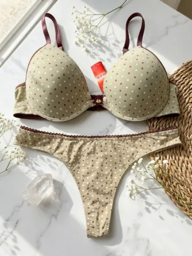 Conjunto Lingerie Poá Sutiã Com Bojo E Calcinha Fio Dental