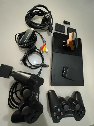 Vendo Ps2 slim, bem conservado.