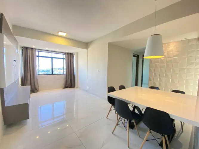 Apartamento em Miramar com 2 quartos, 2 vagas