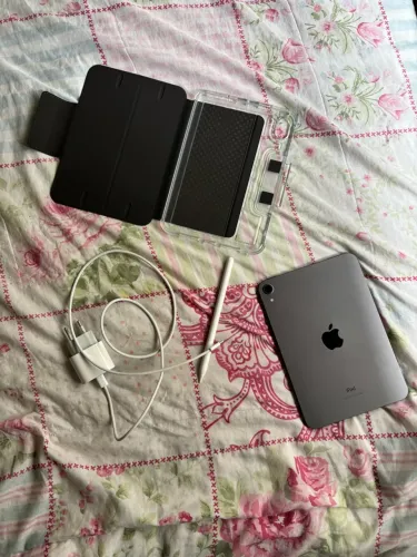 IPad mini 6 + AirPods pro 3