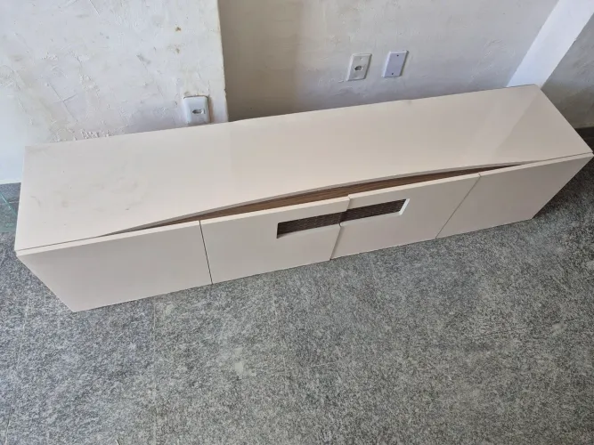 Armário Rack elegante