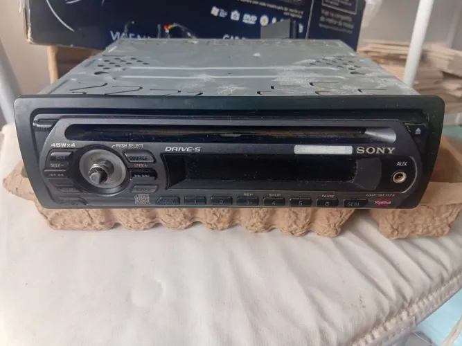 Rádio automotivo Sony Xploid CDX-GT117X 45wx4