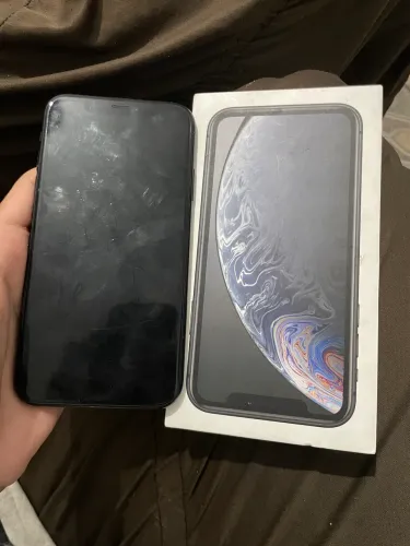 iPhone XR 128gb Traseira quebrada 