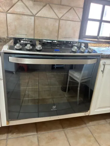 Fogao de Embutir Brastemp 5 Bocas leitor digital com Grill e Tampo de vidro