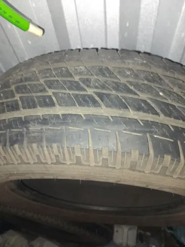 Pneu 225 65 17 muito bom 