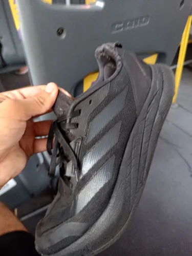 Tênis Adidas corrida lightstrike duramo 