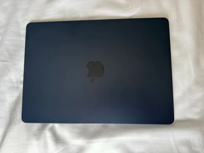 Macbook air M2