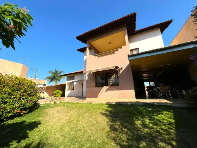 Casa de alto padrão para locação com 3 quartos e cozinha planejada no Quebec em Londrina