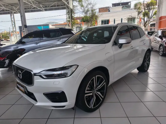 Volvo XC-60 XC 60 T-8 Híbrido R-design 2.0 5P 2019