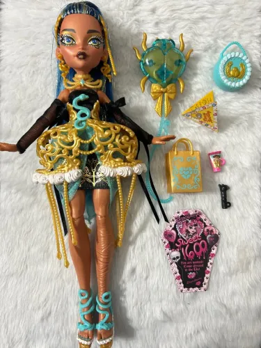 Cleo g3 1600 Monster High