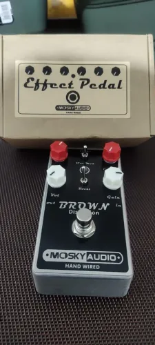 Pedal de Distorção Mosky Brown